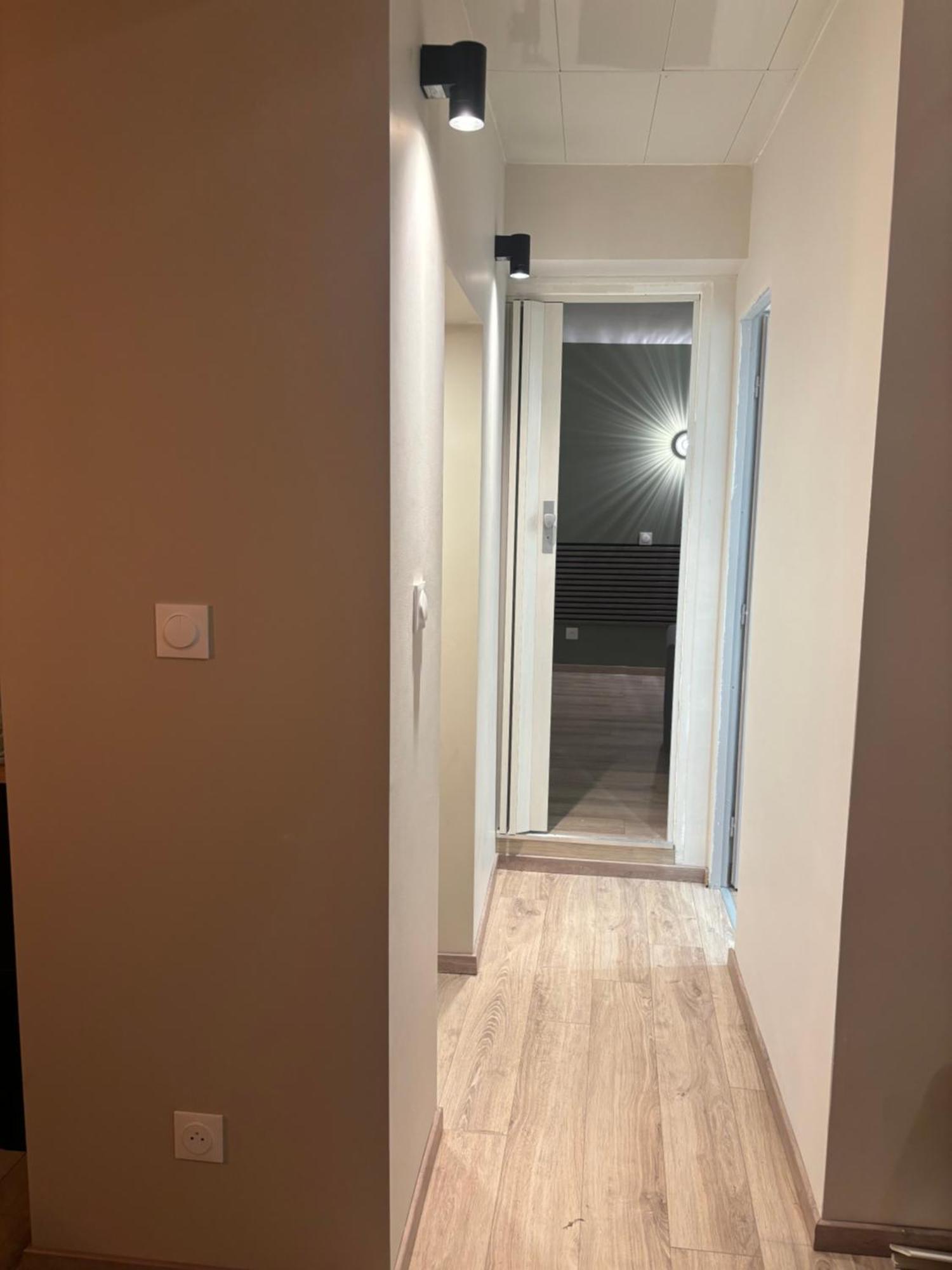 Appartement Plein Centre Épinal Exteriör bild
